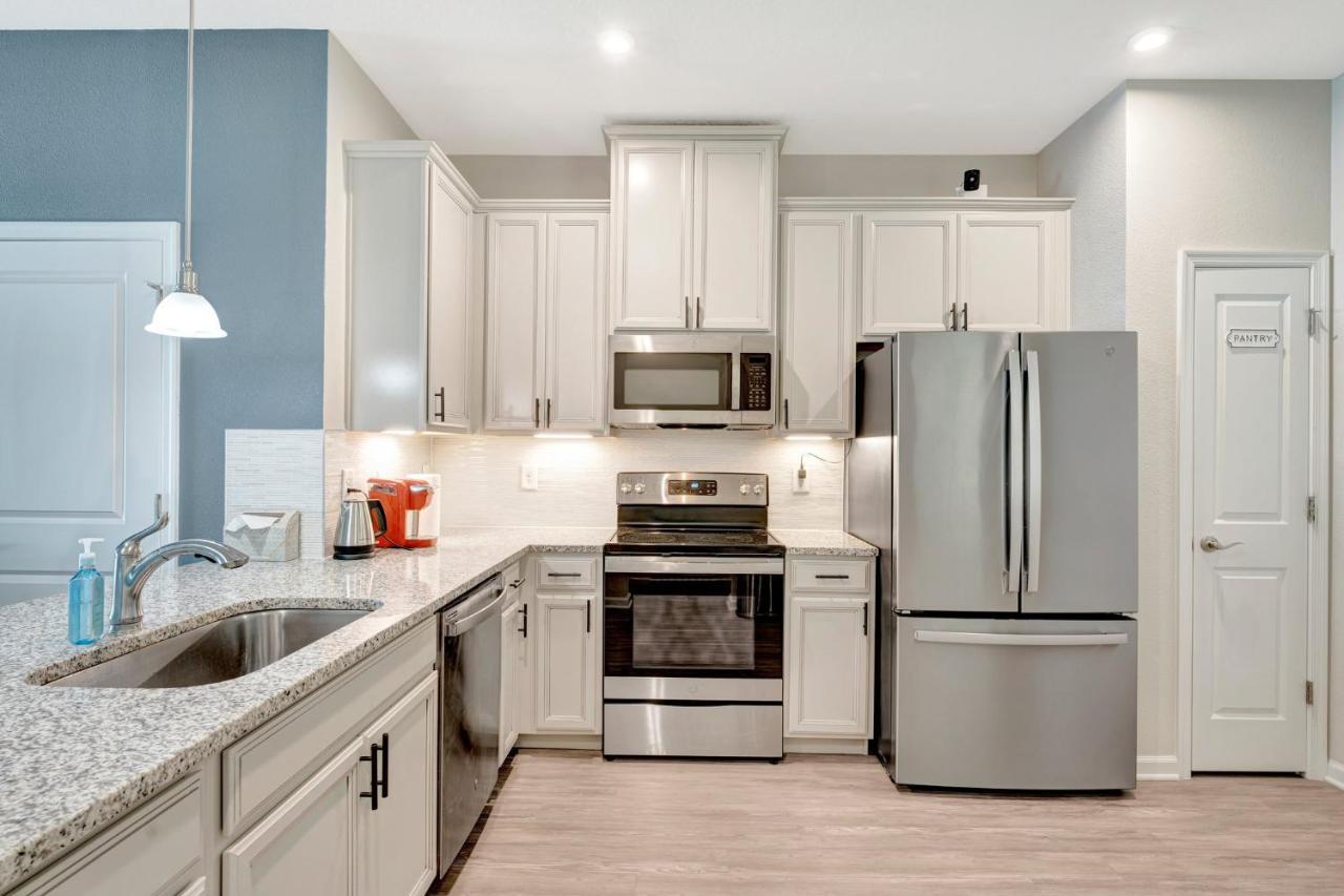Zenhomes In Heart Of Brandon Convenient Location Екстер'єр фото